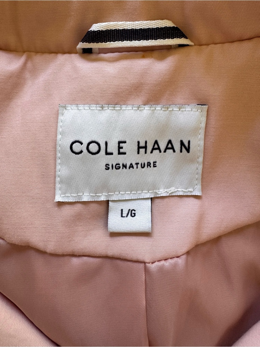 ๐ COLE HAAN Blush Pink Trench Coat with Belt & Removable hood. LIKE NEW Large - Picture 10 of 10